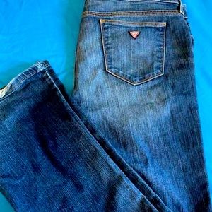 Womens GUESS bootcut jeans - size 32